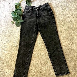 PACSUN Black Distressed Denim Jeans Size 24x27 Mom Jean Cut!